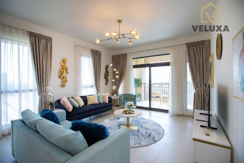 Veluxa - Luxury And Bright 1 Bedroom Apartment, Burj View! ドバイ エクステリア 写真