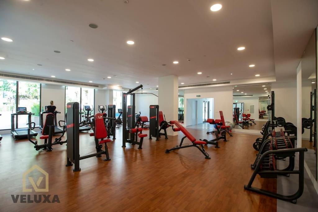 Veluxa - Luxury And Bright 1 Bedroom Apartment, Burj View! ドバイ エクステリア 写真